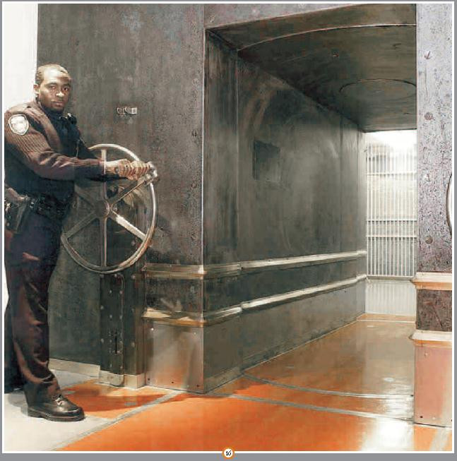 Không chỉ được bao bọc bởi những khối đá vững chắc, căn hầm còn được bảo vệ bởi cánh cửa thép nặng 90 tấn. Ảnh: Cryptome.