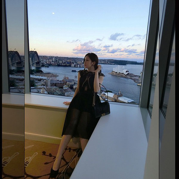 Thoại Liên thường xuyên đi lịch tại những nơi sang chảnh và đắt đỏ nhất thế giới.