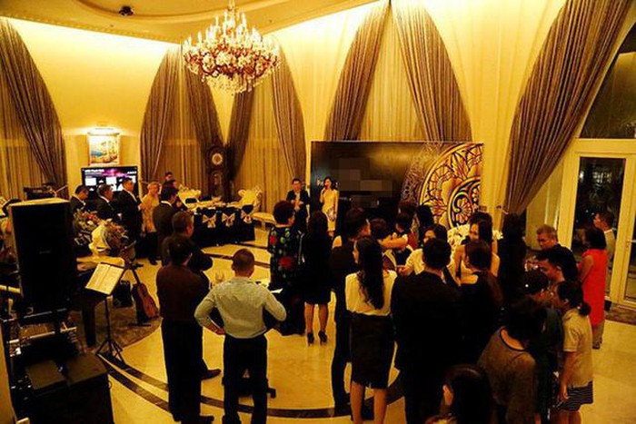 Biệt thự được trang hoàng theo phong cách châu Âu. Ảnh: Giadinhnet.