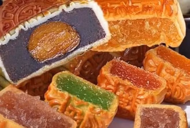 Banh trung thu mini 3.000 dong/cai tung hoanh cho mang