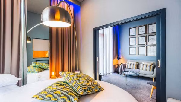 Phòng đắt nhất trong khách sạn là 725,99 USD/đêm.