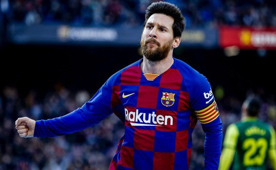 Như vậy, Messi đang nhận mức lương 600.000 USD/tuần trước thuế, sẽ giảm xuống còn 180.000 USD/tuần. Ảnh: Getty.