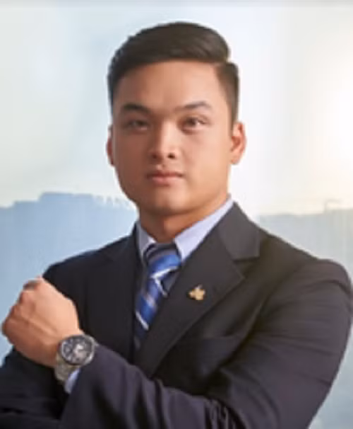 Thiếu gia ngành xây dựng - Lê Viết Hiếu - Phó Tổng giám đốc Tập đoàn Xây dựng Hòa Bình, con trai ông Lê Viết Hải – Chủ tịch kiêm TGĐ của Hòa Bình cũng liên tục mua vào cổ phiếu HBC. Ảnh: Internet.