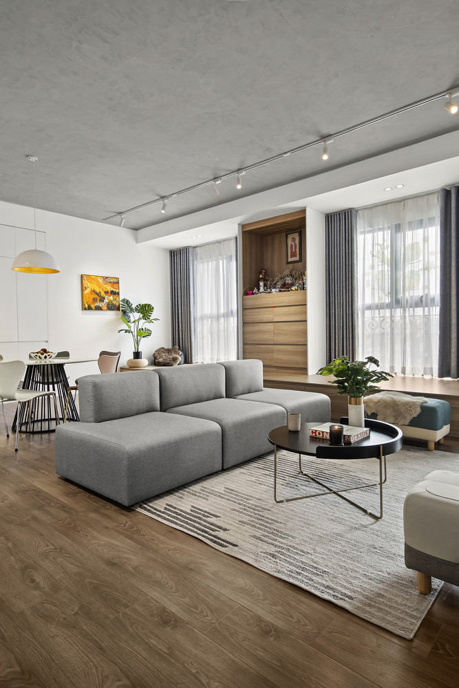 Hiểu được vấn đề trên, khi bắt tay vào cải tạo thiết kế căn hộ, nhóm kiến trúc sư đã nghiên cứu và đưa ra giải pháp tối ưu để cải tạo không gian sống.