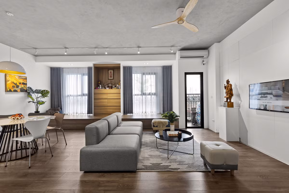 Căn nhà trở nên thông thoáng hơn.