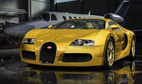  Siêu xe mạ vàng có giá hàng chục triệu USD không phải là thú chơi mới của giới siêu giàu.