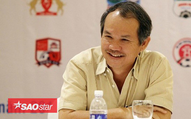 Trong khi đó, bầu Đức quan niệm này điều quan trọng nhất để giáo dục con cái là môi trường. Môi trường ở đây là gia đình, là cộng đồng xã hội xung quanh. Ảnh: Saostar.