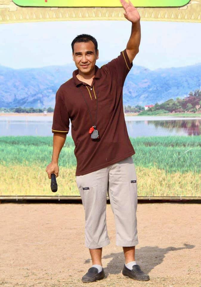 Mang danh "hai lúa", "lão nông", "dép tổ ong" nhưng MC Quyền Linh thực ra sở hữu khối tài sản lớn và được coi là đại gia ngầm trong giới showbiz Việt. Ảnh: Dân Việt.