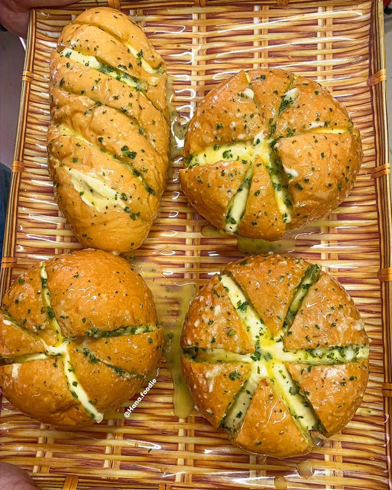 Tuy nhiên, Phương Mai cũng phải đợi đến 3 ngày mới có hàng.