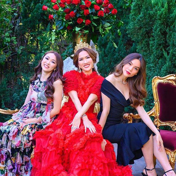 Không chỉ giàu có, Mimi còn có mối quan hệ thân thiết với nhiều ngôi sao có tiếng của làng giải trí Việt như: Diễm My, Lê Thúy, Hà Kiều Anh, Hồ Ngọc Hà, Vũ Khắc Tiệp,…