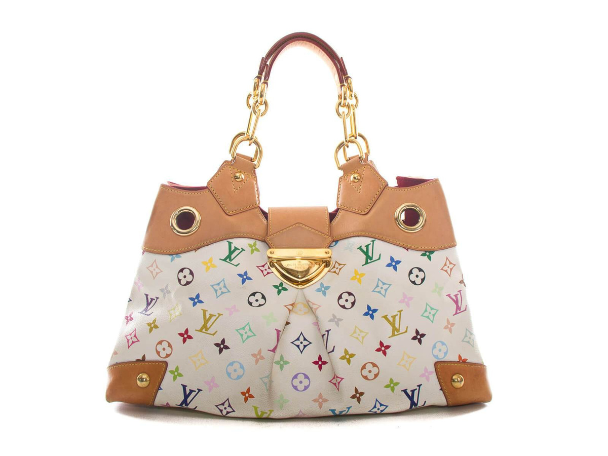 Louis Vuitton không bao giờ treo mác giá bên ngoài sản phẩm, thay vào đó, chúng được đặt khéo léo ở bên trong. Khi mua, túi thường có thẻ với mã số riêng kèm hóa đơn được đặt trong phong bì nhằm tránh nạn làm giả.