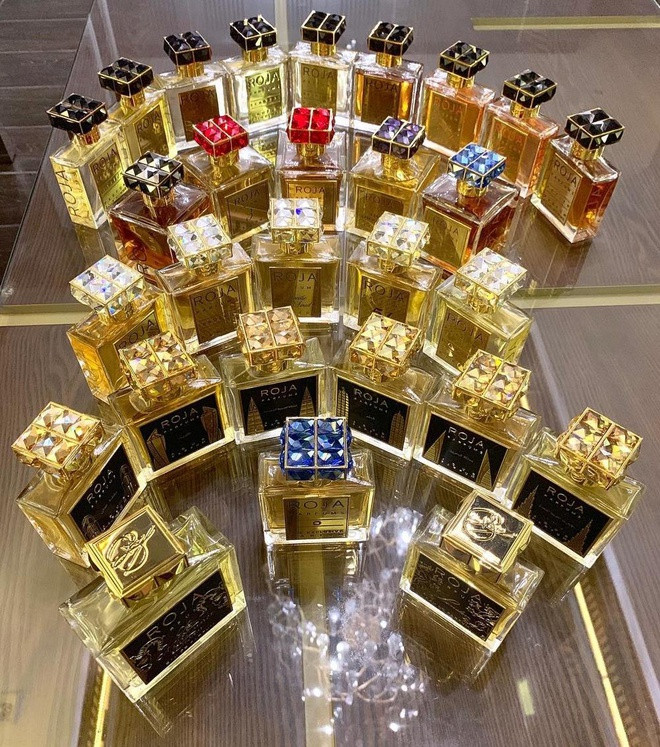 Theo hình ảnh mà nam MC đăng tải, ước tính Trấn Thành phải sở hữu đến hơn 200 chai nước hoa từ nhiều thương hiệu đình đám như Tom Ford, Le Labo, Creed, Clive Christian...