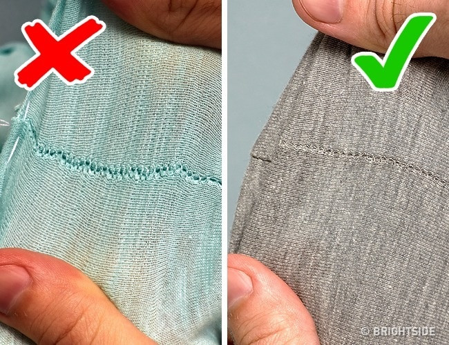 Bạn cũng có thể nhận biết nhanh một bộ quần áo chất lượng tốt hay không bằng cách dùng tay nhẹ nhàng kéo giãn đường may. Nếu đường may có dấu hiệu như hình bên trái thì không nên mua.