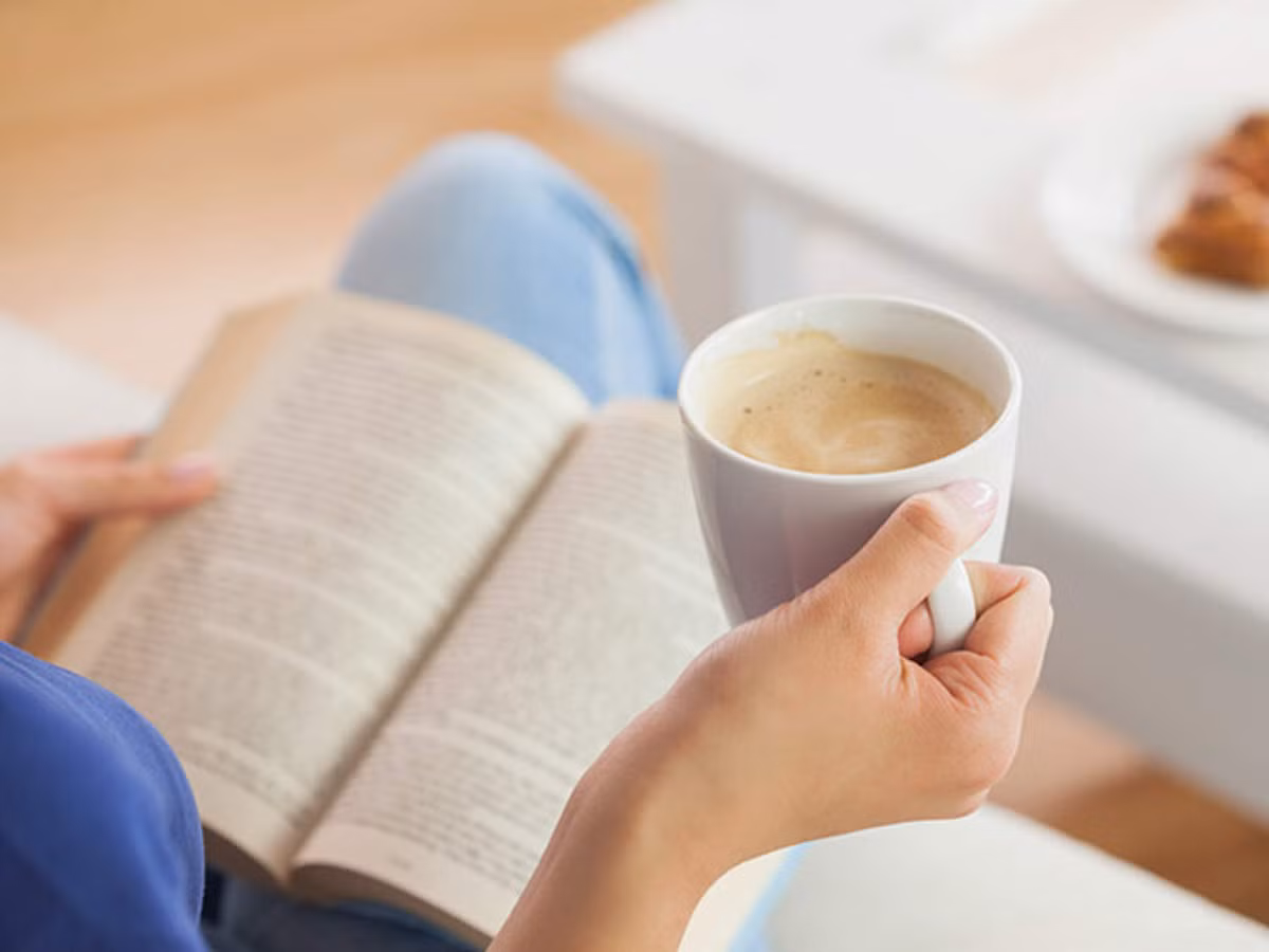 Thay vào đó, họ đầu tư cho con học tập, đặc biệt là các khóa học về chiến lược đầu tư, giúp con họ sau này thu về nhiều tài sản hơn. Nhờ vậy, không chỉ họ giàu mà con họ giàu, đời này qua đời nọ đều giàu.