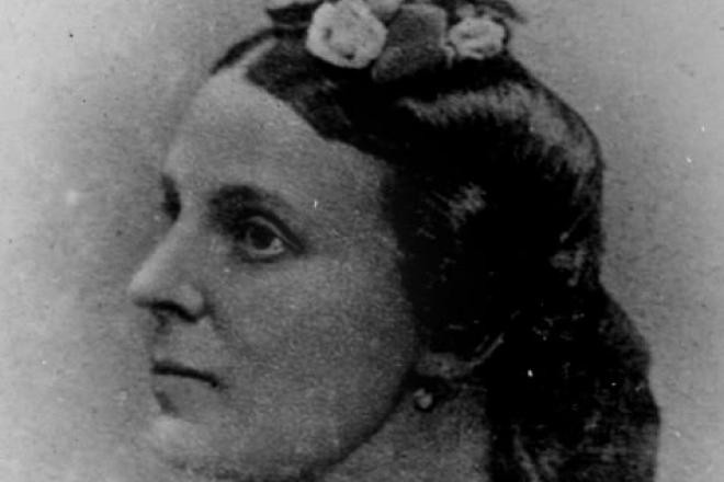 Với phương châm “mua rẻ, bán đắt”, Hetty đã nhanh chóng thành công trên cả thị trường chứng khoán, bất động sản, kinh doanh và trái phiếu. Sau "Ngày thứ 5 đen tối" - 18/9/1873 - ngày khi thị trường chứng khoán New York đổ vỡ. Điều đầu tiên bà làm là dùng hết tài sản để mua tất cả cổ phiếu đang rớt giá chóng mặt, trong khi những doanh nhân khác bán tháo để tránh lỗ vốn. Chỉ ngày hôm sau, cổ phiếu phục hồi lại như cũ và bà đã có một khoản tiền khổng lồ trong ví.