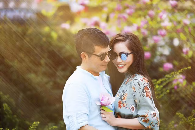 Shark Hưng từng cho biết anh không bao giờ xa vợ quá 21 ngày dù công việc có bận rộn đến cỡ nào.