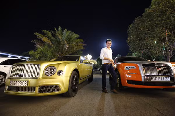 Lý giải về món quà ‘khủng’, đại gia Dũng ‘lò vôi’ cho biết: "Món quà đó không là gì cả so với những điều cô ấy đã mang đến cho tôi". Ảnh: Người lao động.