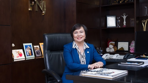 Năm 2017, bà Cao Thị Ngọc Dung có tài sản 663 tỷ đồng, là người phụ nữ giàu thứ 8 ở Việt Nam. Ảnh: Nhasangnghiep. Video: Đại gia Việt lùng sục cá ‘khủng long 6 sừng’. Nguồn: VTC14