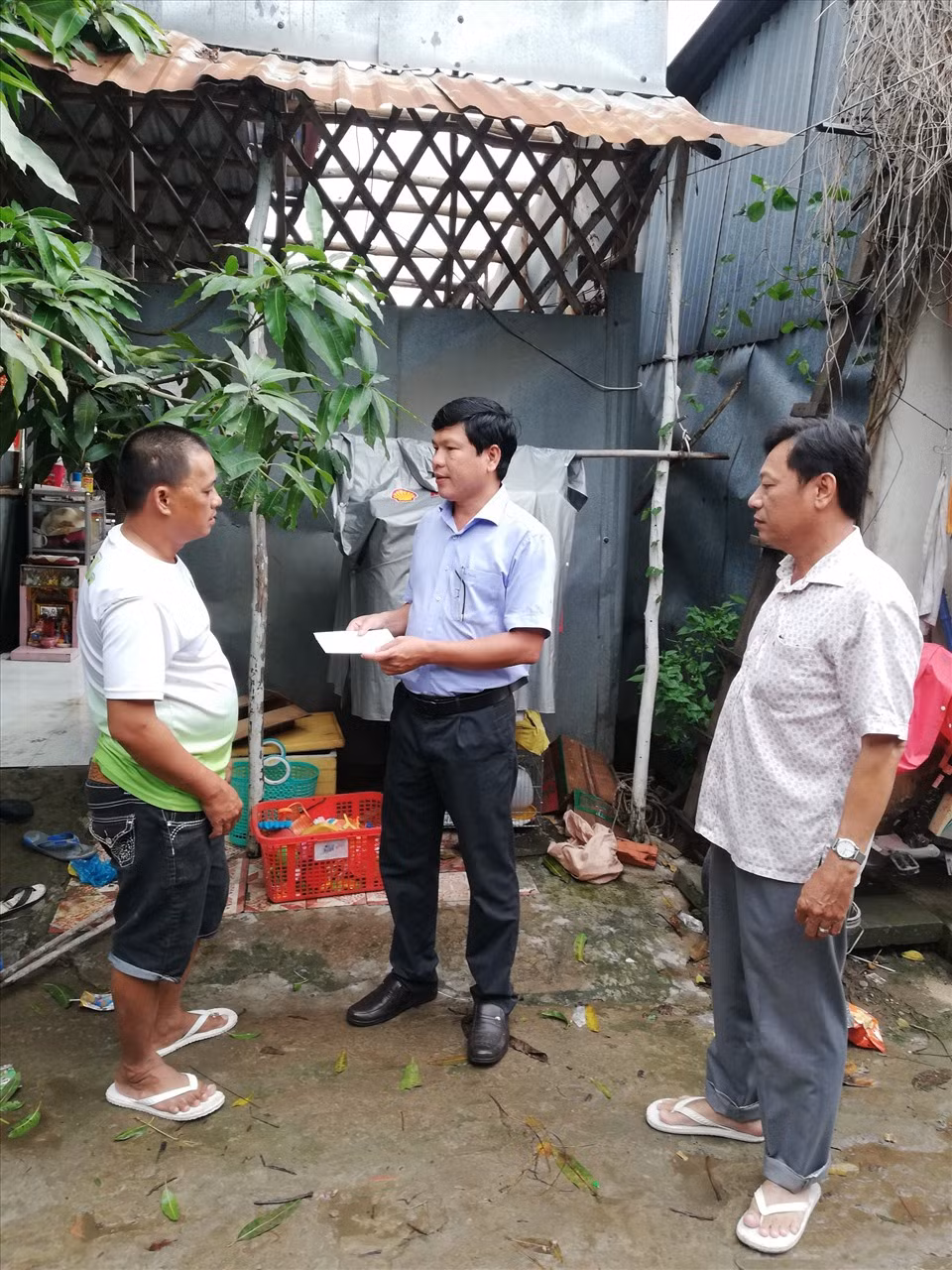 Anh huong bao so 2: Mua giong lam toc mai, xieu veo 17 can nha o Can Tho-Hinh-3