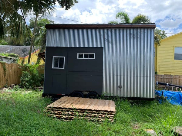 Căn nhà rộng 13m2, giá 14.000 USD được trang bị mọi tiện nghi bạn cần khi đi lịch.