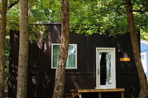 Với giá 25.900 USD, ngôi nhà tí hon này có đầy đủ các thiết bị cho một chuyến đi chơi.