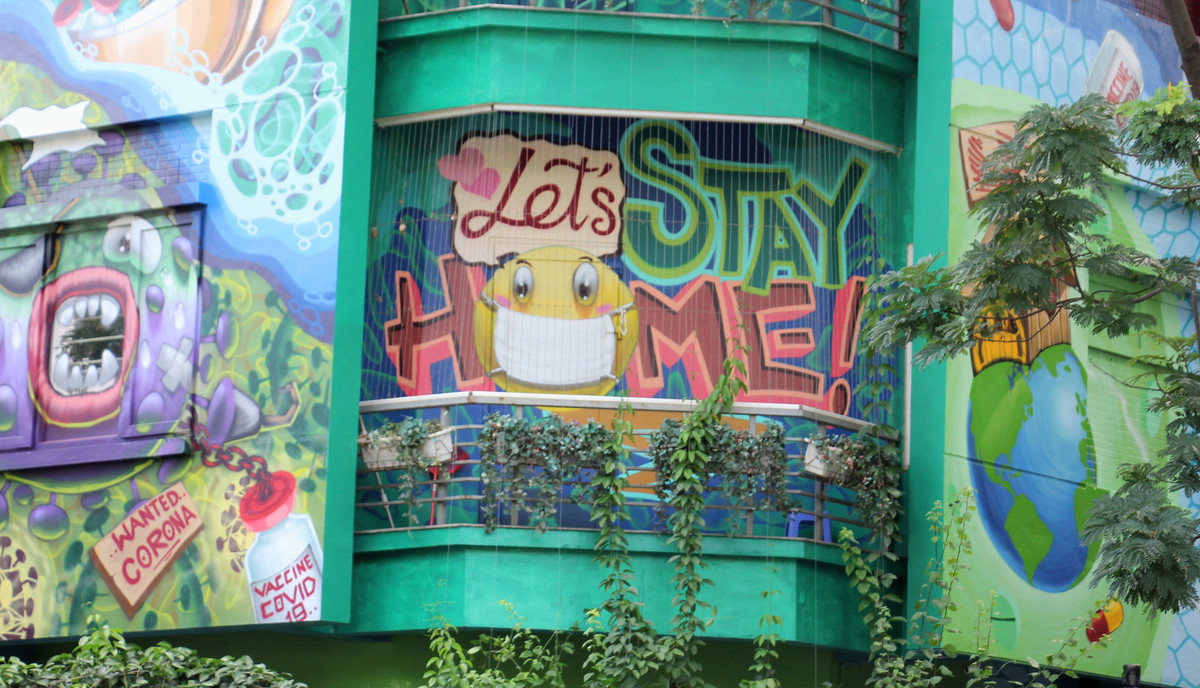 ...với những hình ảnh ngộ nghĩnh, đơn giản.