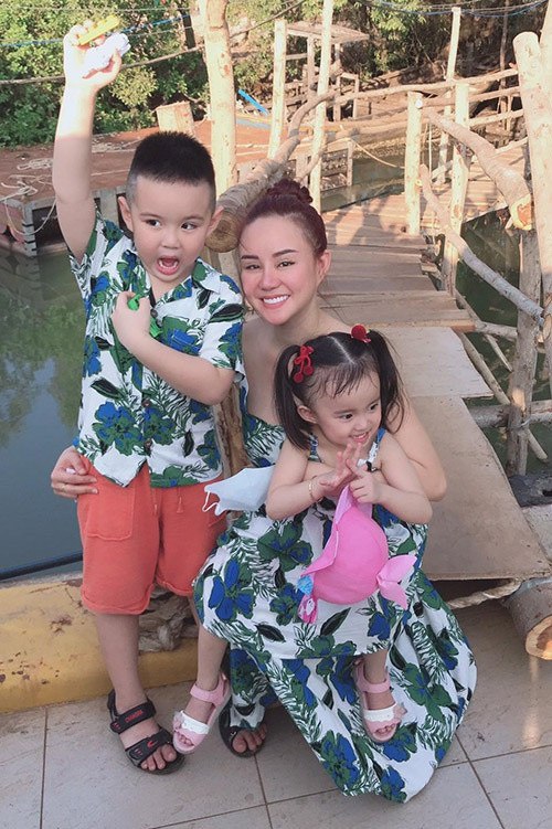 Nữ ca sĩ Vy Oanh cũng đã đóng cửa toàn bộ các cơ sở kinh doanh, đồng thời đưa hai con về biệt thự gần biển ở Vũng Tàu để tránh dịch. Ảnh: Zing.