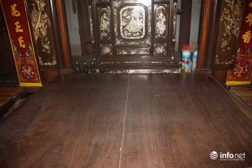 Nhiều đồ cổ trong nhà trị giá hàng tỷ đồng. Ảnh: Vef.