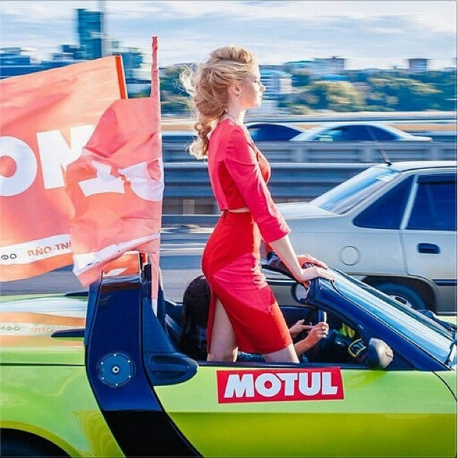 Bóng chuyền là bộ môn có cường độ vận động cao, khiến hầu hết các nhóm cơ được rèn luyện.