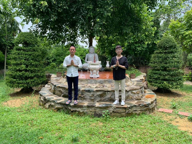 Dù không hé lộ nội thất bên trong nhưng chỉ qua một vài bức ảnh, khán giả đã có thể đoán được diện tích ngôi nhà không hề khiêm tốn. Ảnh: Giadinhnet.