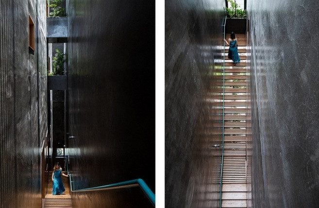 Trong đó, tầng trệt có kết cấu treo, bộ cột ở góc. Sân tầng trệt và sân vườn dùng bê tông xoa không ron để nối liền không gian bên trong và sân vườn. Hệ thang lam gỗ nằm dọc nhà, vừa là trục giao thông vừa thông gió, đưa ánh sáng vào căn nhà và là nơi nghỉ ngơi, gặp gỡ của các thành viên.