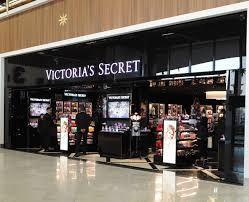 Các nhà phân tích hy vọng Sycamore có thể tạo ra bước ngoặt tại Victoria's Secret và định vị lại thương hiệu trong tương lai để cải thiện tình hình kinh doanh bết bát của công ty này trong vài năm trở lại đây. Nguồn ảnh: Getty Imgae.