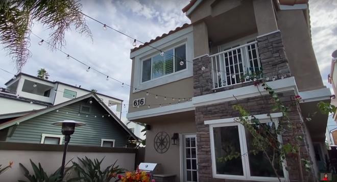 He lo khong gian ben trong ngoi nha gan bien moi tau cua MC Ky Duyen tai My