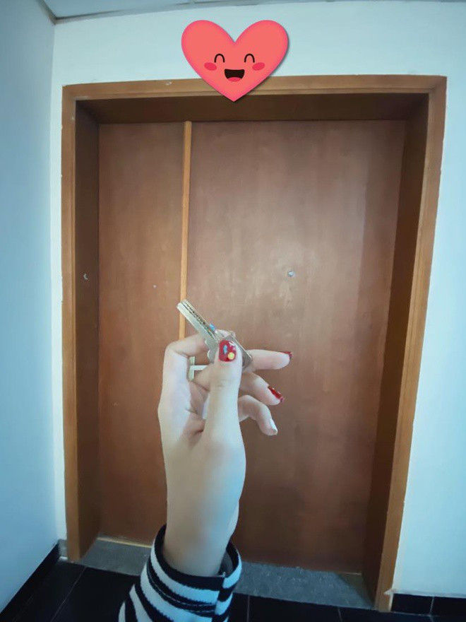 Hồi cuối năm ngoái, Bảo Ngọc khoe trên trang cá nhân việc được ông bà nội là vợ chồng NSƯT Bảo Quốc mua tặng nhà mới. Ảnh: FBNV.