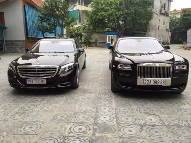 Được biết đại gia này sở hữu một chiếc xe siêu sang Rolls-Royce Ghost Series II EWB mang biển số tứ quý 8 có giá trị lên tới 27 tỷ đồng (tại thời điểm mua). Ảnh: Techz.