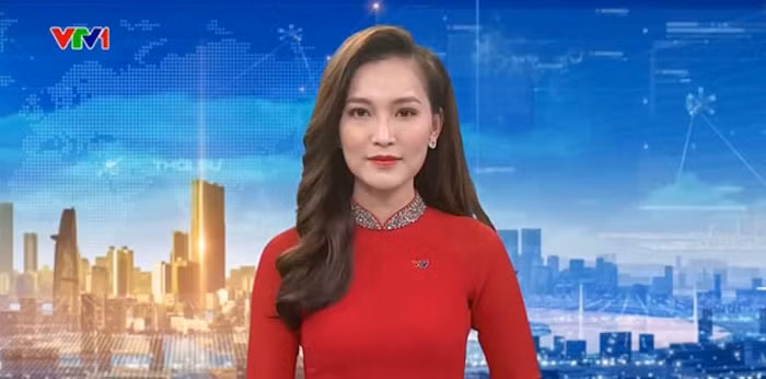 Can canh nhan sac doi thuong cua nu MC thoi su 