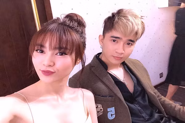 Giua tin don bi mat lam dam hoi voi Chi Dan, Ninh Duong Lan Ngoc giau co nao?