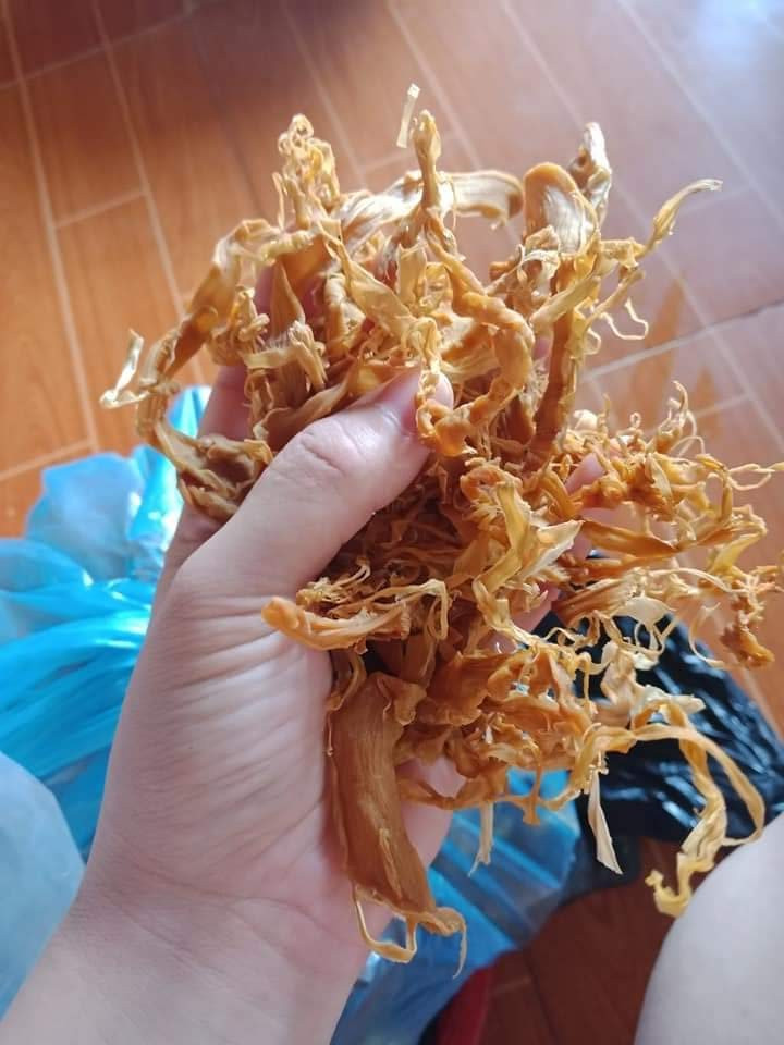 Chọn thực phẩm khô cho ngày Tết thế nào vừa ngon vừa rẻ? Chon thuc pham kho cho ngay Tet the nao vua ngon vua re?