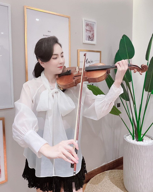 Nhờ công việc kinh doanh, cuộc sống của "cô gái thời tiết" Mai Ngọc gần như được xếp vào danh sách hoàn hảo. Ảnh: Giadinhnet.