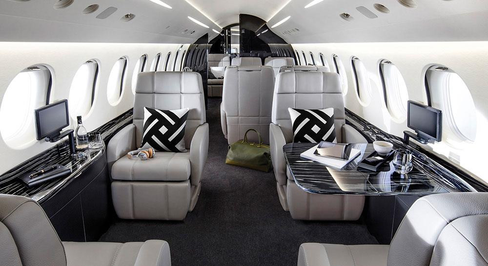 Falcon 8X có sức chứa 14 hành khách. Ảnh: Dassaultfalcon.
