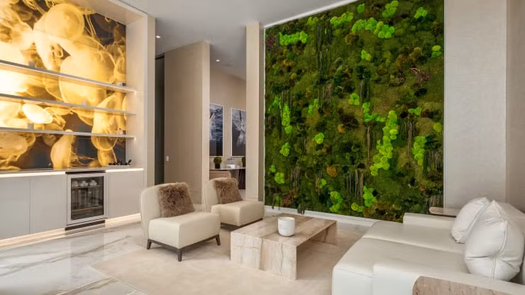 Những khu vườn thẳng đứng tạo cảm giác thân thiện với môi trường.