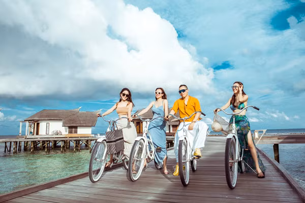 Trong một lần chia sẻ với báo giới, Vũ Khắc Tiệp cho biết lý do chuyển sang làm vlog về du lịch là đam mê du lịch. Ảnh: Vu Khac Tiep Offical