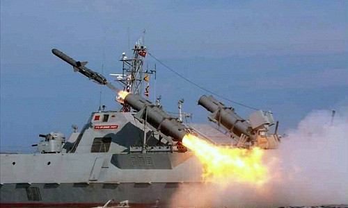 Thiết bị điều khiển và phóng tên lửa: dựa vào các tham số điều khiển tên lửa của máy tính điều khiển tên lửa, có thể thông qua phương thức tự động hoặc bán tự động để kiểm tra tình trạng kỹ thuật của tên lửa.