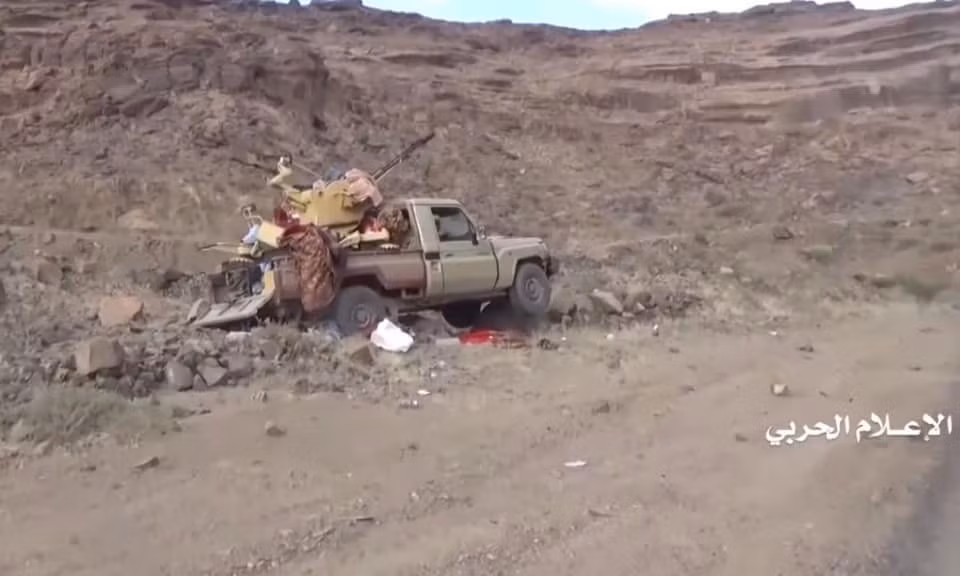 Ngoài ra với chiến thuật đánh tập kích chớp nhoáng, lực lượng Houthi sẽ không cần tới những chiếc xe thiết giáp cồng kềnh như trên, thậm chí nếu cố sử dụng còn làm phá sản cách đánh của họ.