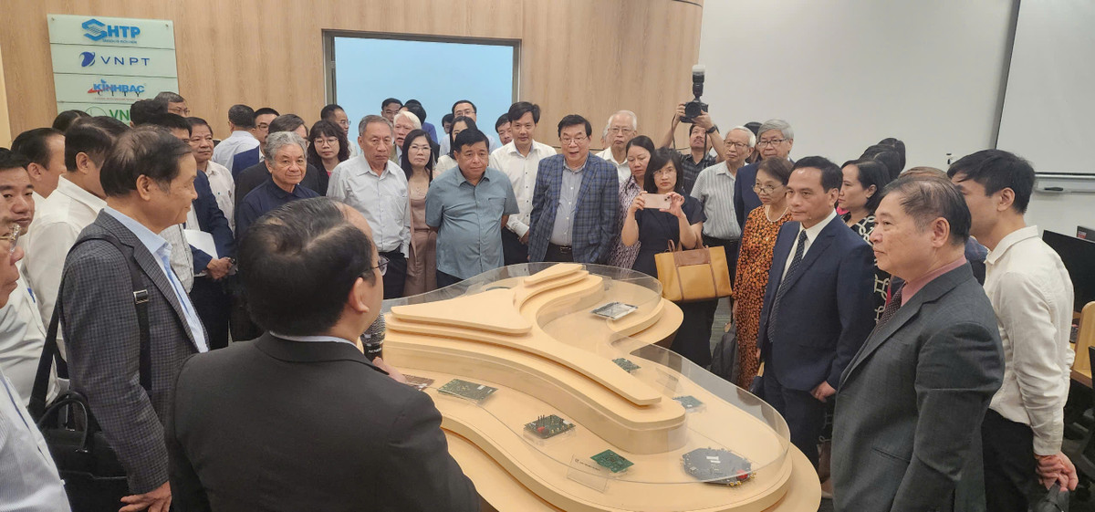 VUSTA tham quan Trung tâm Đổi mới sáng tạo Quốc gia - Hình 2 VUSTA tham quan Trung tam Doi moi sang tao Quoc gia-Hinh-2