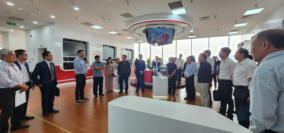 VUSTA tham quan Trung tâm Đổi mới sáng tạo Quốc gia - Hình 4 VUSTA tham quan Trung tam Doi moi sang tao Quoc gia-Hinh-4