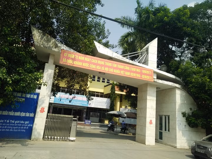 Lo danh tinh can bo y te 