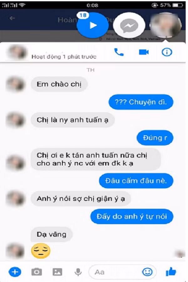 D.Q đồng ý cho tình địch nói chuyện với bạn trai.