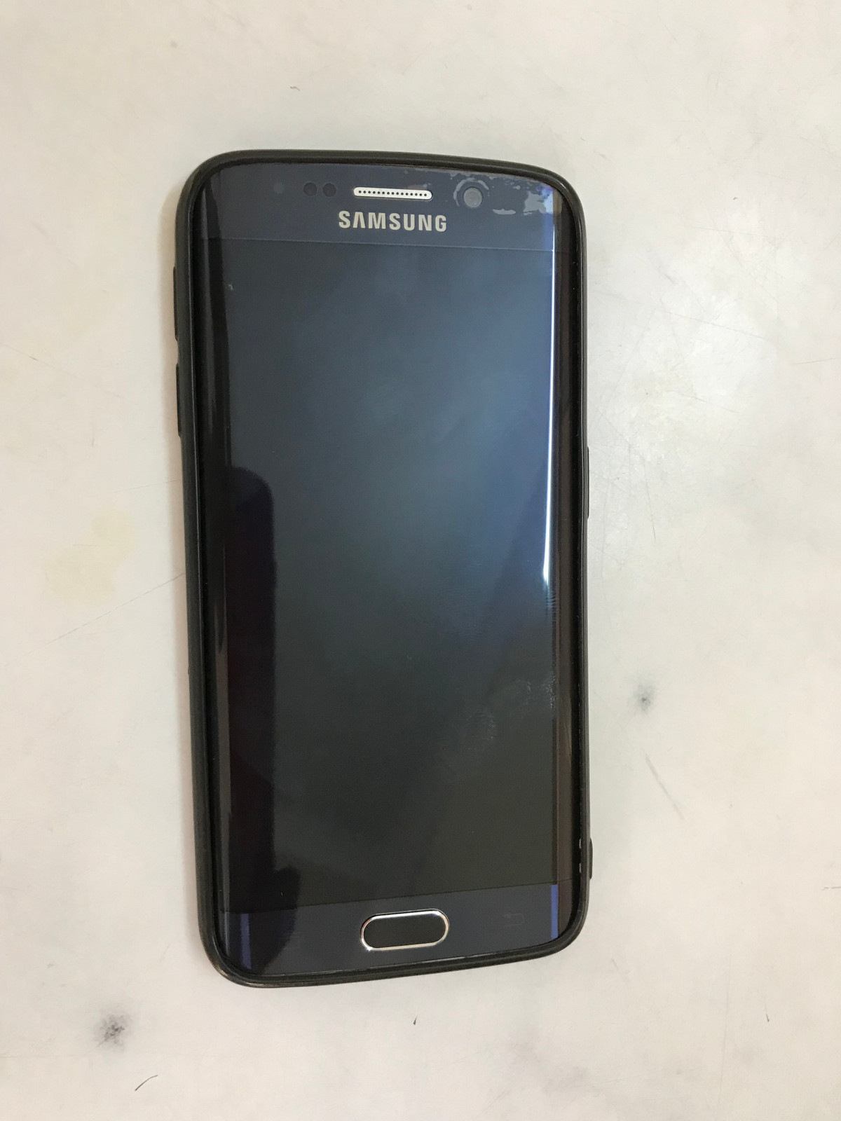 Điện thoại Quảng trộm của người dân. Điện thoại Quảng trộm của người dân.