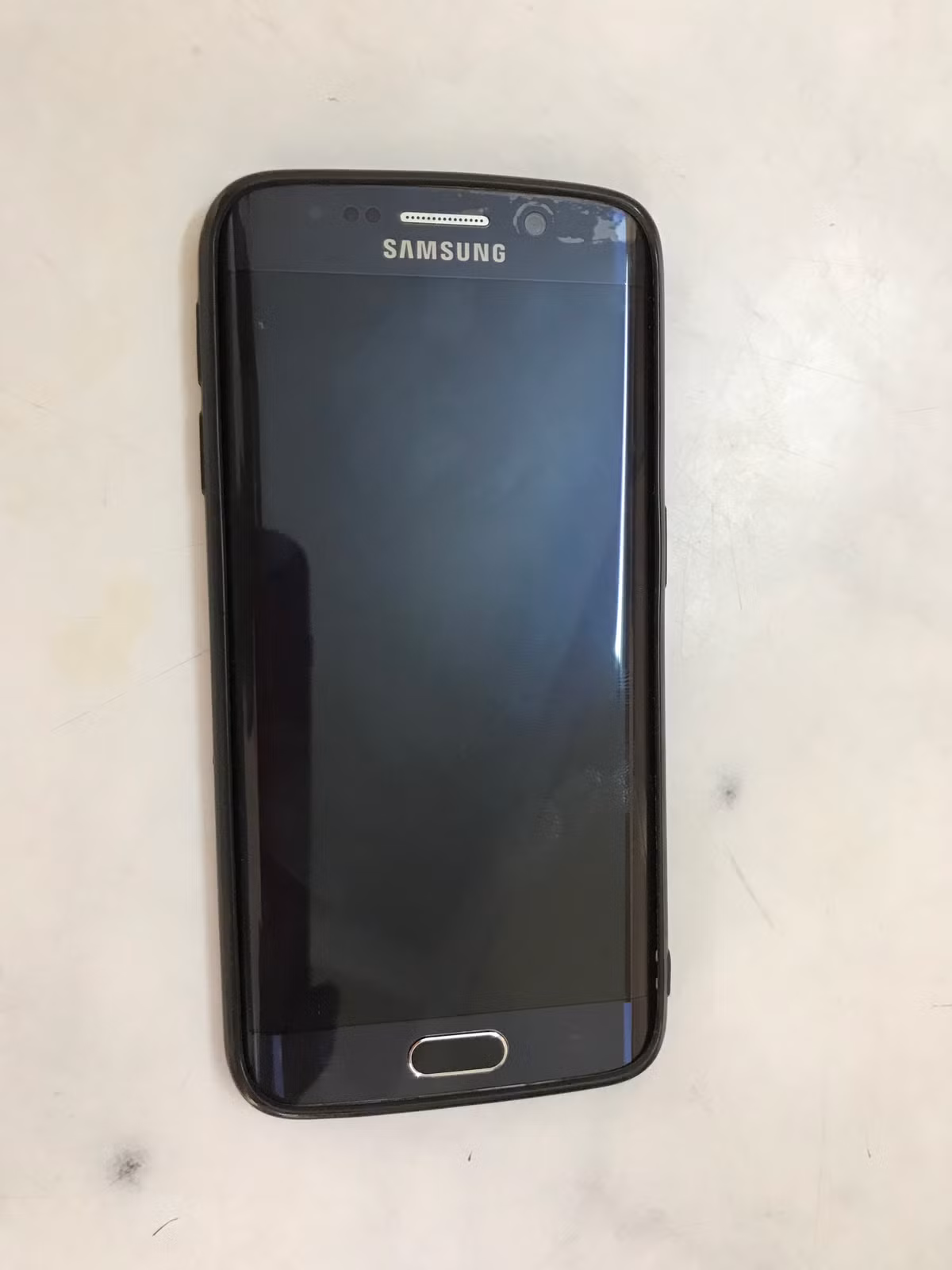 Điện thoại Quảng trộm của người dân.